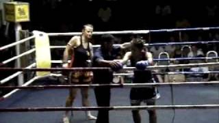 Download Lagu Laura (Tiger Muay Thai) KO's Nongkarn @ Patong Stadium Thumbnail