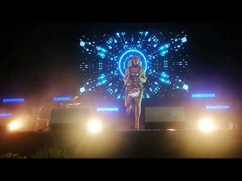 Carla Ribeiro - "Há Um Mar Que Nos Separa"