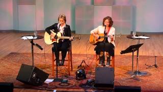 Peach Pickin' Mamas sing "Sugar"