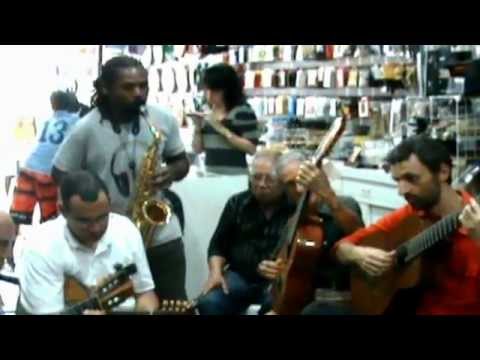 Intrigas no Boteco do Padilha - Luiz Americano