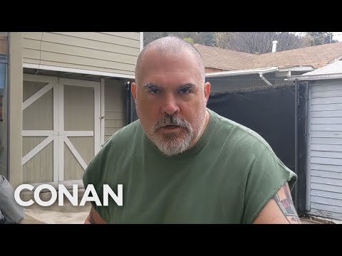 你的在地疫苗查找者的話 - CONAN在TBS上。 (A Word From Your Local Vaccine Finder - CONAN on TBS)