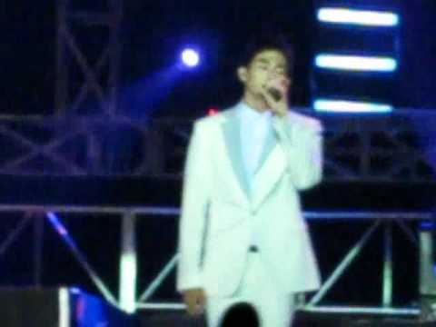 110618 2AM like crazy @fantastikpopjkt