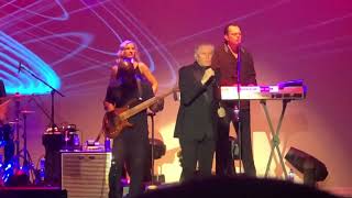 Download lagu Michael Bolton at The Capitol theater Clearwater F... mp3