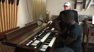 Video thumbnail for # 346 Hammond XB3 with Leslie 122XB at Keyboard Exchange International by Jim Huss, Keyboard Exchange International