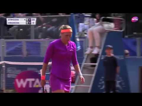 2017 Prague Open Day 3 | Shot of the Day | Lucie Hradecká