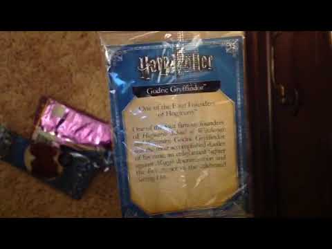 Unboxing a Harry Potter chocolate frog