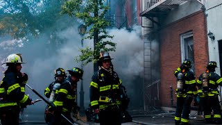 **HEAVY SMOKE** [ Manhattan 10-75 Box 819 ] ALL-HANDS Fire on the First Floor after 3-Alarm Fire