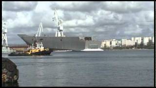 Re: [討論] 全通甲板(無機庫)的運輸艦....