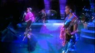Go-Go&#39;s - Forget That Day (Wild at the Greek Live &#39;84)