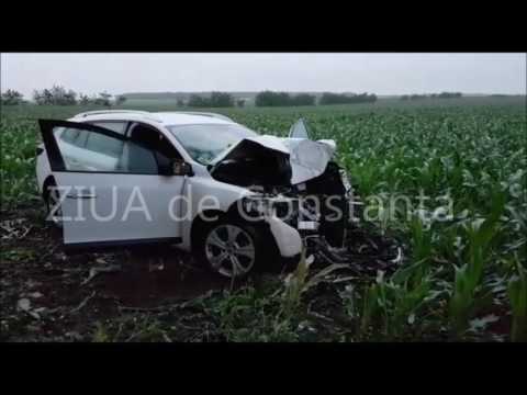 Accident rutier grav. Intervine SMURD. În mașină erau și doi copii.