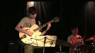 Hullo Bolinas 19 Broadway 6 28 09