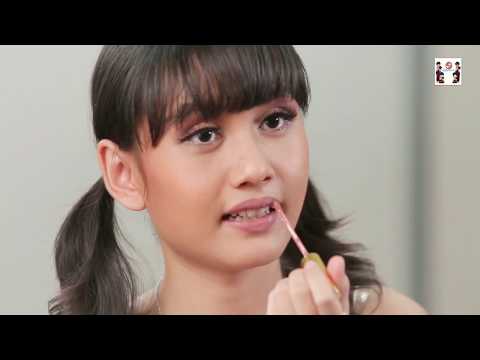 တန္ေဆးလြန္ေဘးလံုမေလး - မေနာ Tan Say Lon Bay Lone Mha Lay - Ma Naw [Official MV]