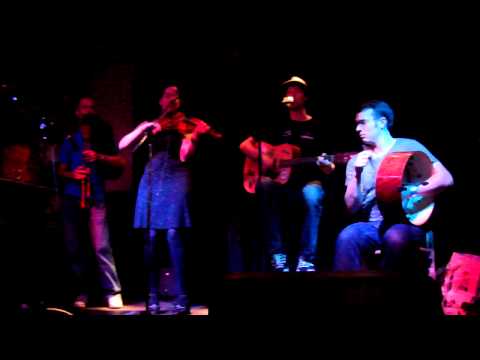 Cluas - "The Star of the County Down" - Live Music cafe- Brussels