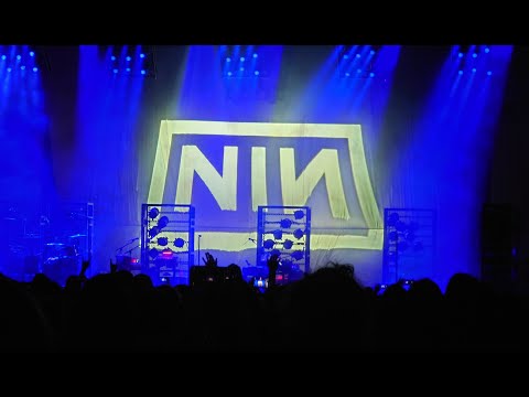 Nine Inch Nails - Sanctified (live 090922)