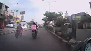 Download lagu Video kecelakaan lucu banget mp3