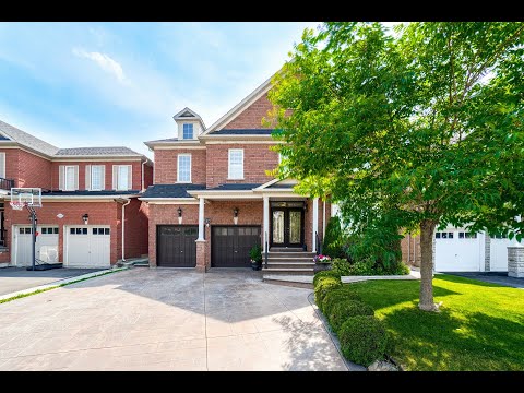 17 Regis Circle, Brampton Home for Sale - Real Estate Properties for Sale