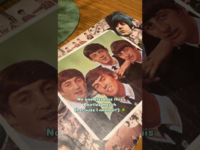 Vídeo relacionado con Figura The Beatles, Calendario Perpetuo 3D - Regalo Original : Decoracion Habitacion para amantes de Música Rock - Calendario sobremesa para adultos | The Beatles Merchandising