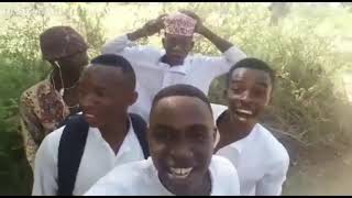 African Guy sing Hindi songs with beautiful voice 