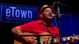 Guy Davis - Taking Just a Little Bit of Time (eTown webisode #887)