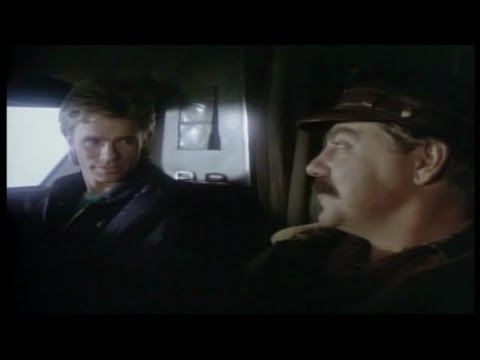 MacGyver The Odd Triple Trailer #1 Richard Dean Anderson