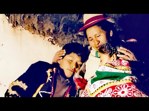 MAMITA LINDA | K’ANA WAWAKUNA