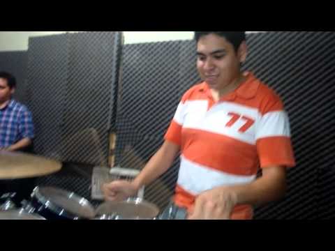 El OSO POLAR " TALINA Y SU SONORA ensayo