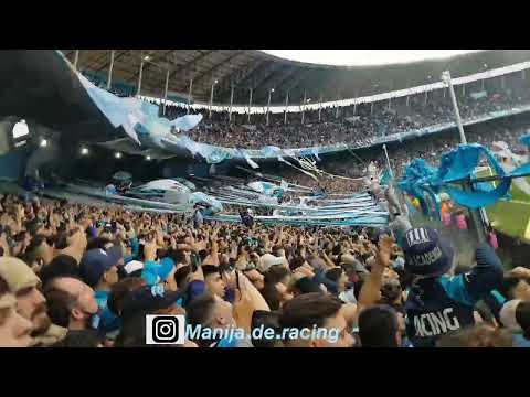 "Y PARA EL ROJO PORFAVOR UN MINUTO DE SILENCIO" Barra: La Guardia Imperial &bull; Club: Racing Club