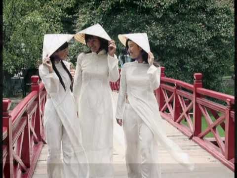Thể hiện bởi Tuấn Ngọc