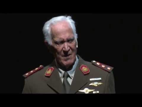 Entrevista a Federico Luppi y Hugo Urquijo en el Ciclo Entrá - 10-10-15