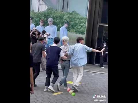 Kim gyu vin & ricky zb1 almost hit each other & sung han bin come across to make them walk right