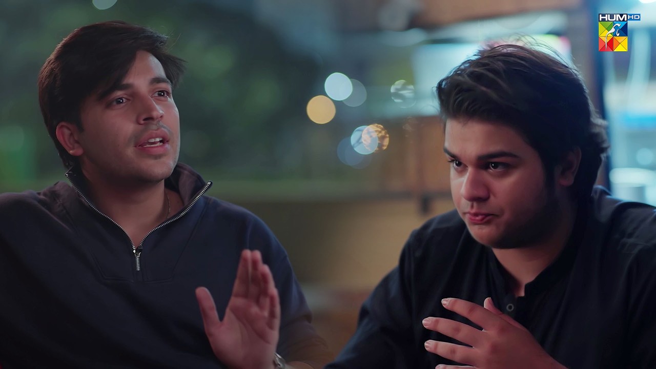 Badrika Aaj Se Meri Girlfriend Hai.. Tum Larkay Bhi Na - HUM TV