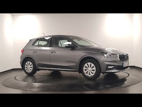 Skoda Fabia ESSENTIAL 1.0 MPI 80HP - Image 2