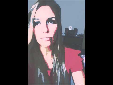 Tininha Herlander apresentando o programa Jazz Blues e Cia