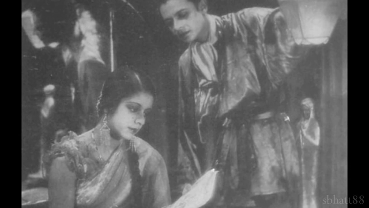 Ajab Zindagi Hai Lyrics  | Mukti | P C Barua, Kanan Devi | Pankaj Mullick