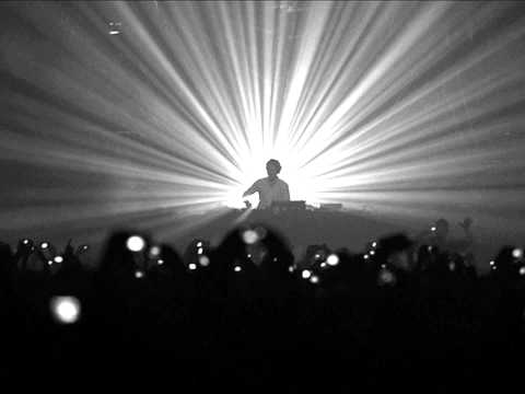 Angger Dimas& Bassjackers Vs DadaLife - Happy Ria Violence( Jairo Bootleg Mashup)