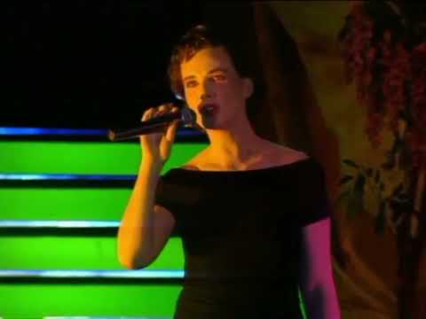 Amila Glamočak - Sve što se nikada nije smjelo (Bihaćki festival 1997, winner)