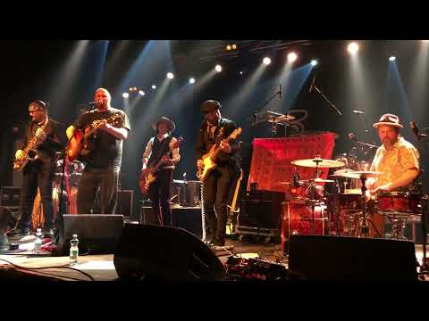 Paleface - Helsinki – Shangri-La (feat. Sami Yaffa)