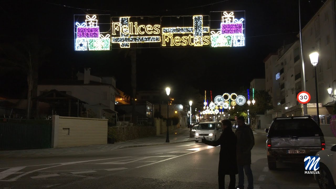 Visitamos la iluminación navideña con el edil de Fiestas