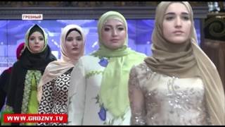 В Гранд Холл «Фирдаус» прошел показ дипломных работ выпускниц дома моды