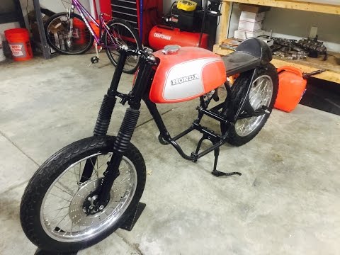 Cafe Racer Build Part 32 : Assembly Time! Clamps, Forks & More