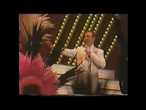 HELLO HOLLYWOOD HELLO! - Lovely to look at.