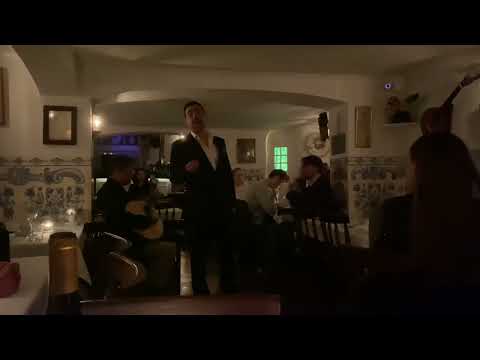 Fado - Parreirinha de Alfama