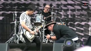 Download lagu Hitam, Rapuh - Padi Reborn - At Synchronize Fest 2025 mp3