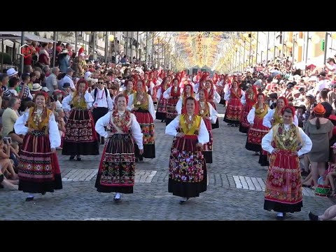 download lagu mp3 mp4 Festas E Romarias Em Portugal 2019, download lagu Festas E Romarias Em Portugal 2019 gratis, unduh video klip Festas E Romarias Em Portugal 2019