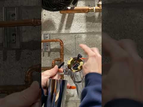 Zurn / Can-Aqua International ztr6200-LL ztr6203-LL. Débit en continue.