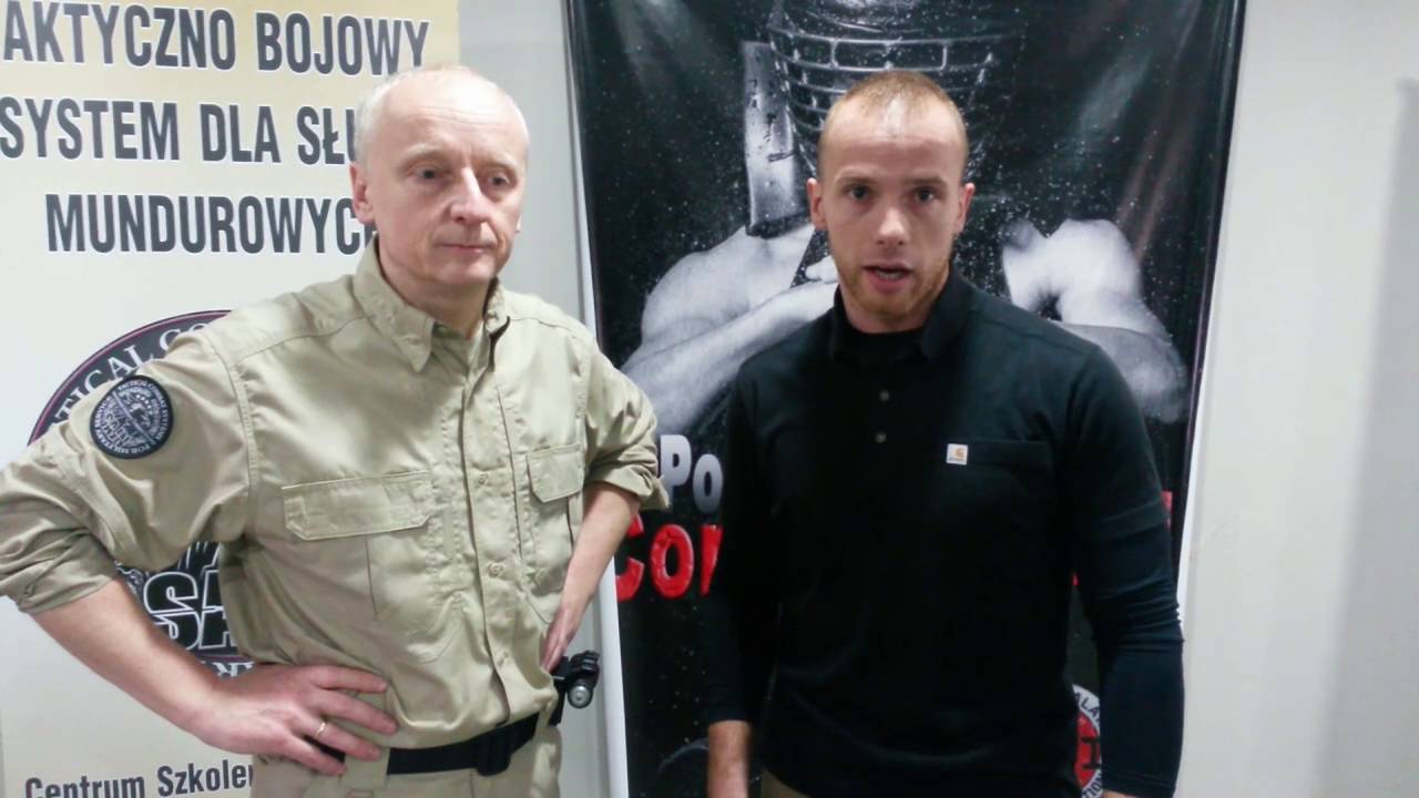 Wykorzystanie pałki teleskopowej w interwencji. Jan Nycek, Andrzej Gross