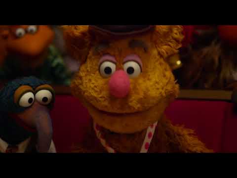 Muppets Most Wanted trailer frame with Kermit, Piggy and cast in globe-trotting caper setup