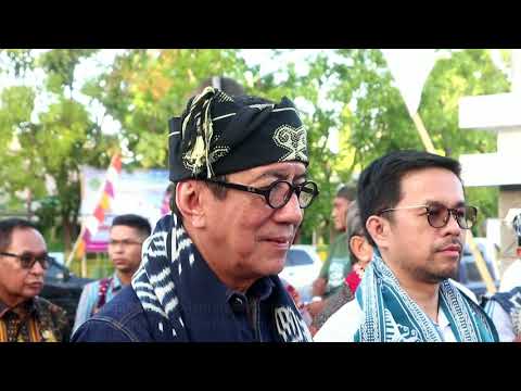 Mewakili Presiden Joko Widodo Membuka Sidang Raya PGI XVII di Sumba Timur, Nusa Tenggara Timur.