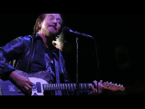 Pearl Jam - Sometimes - Toronto (September 8, 2022)