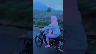 Download lagu VIDEO TERBARU RX KING  LADY BIKER #shorts mp3